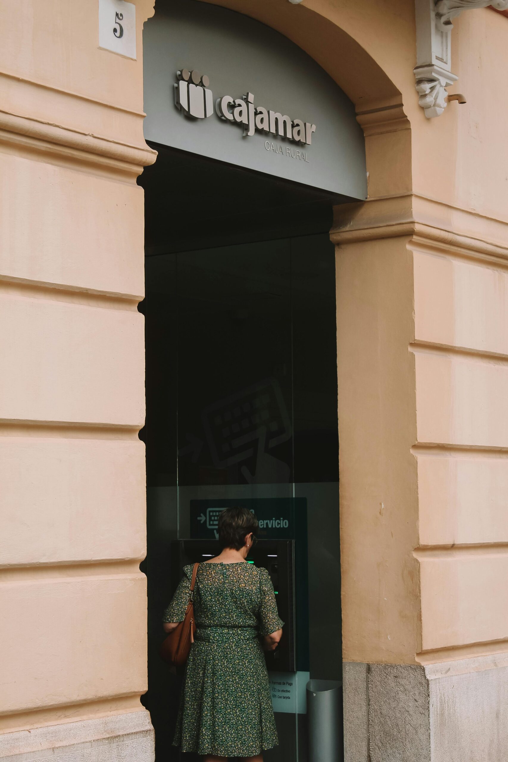 Banking website design agency